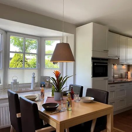 Meine Insel, Rugstieg Tatil Evi